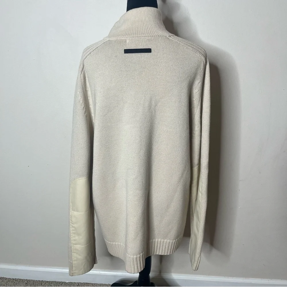 Banana Republic Men’s Cream‎ Merino Wool High Neck Arm Patch Knit Sweater Sz XL